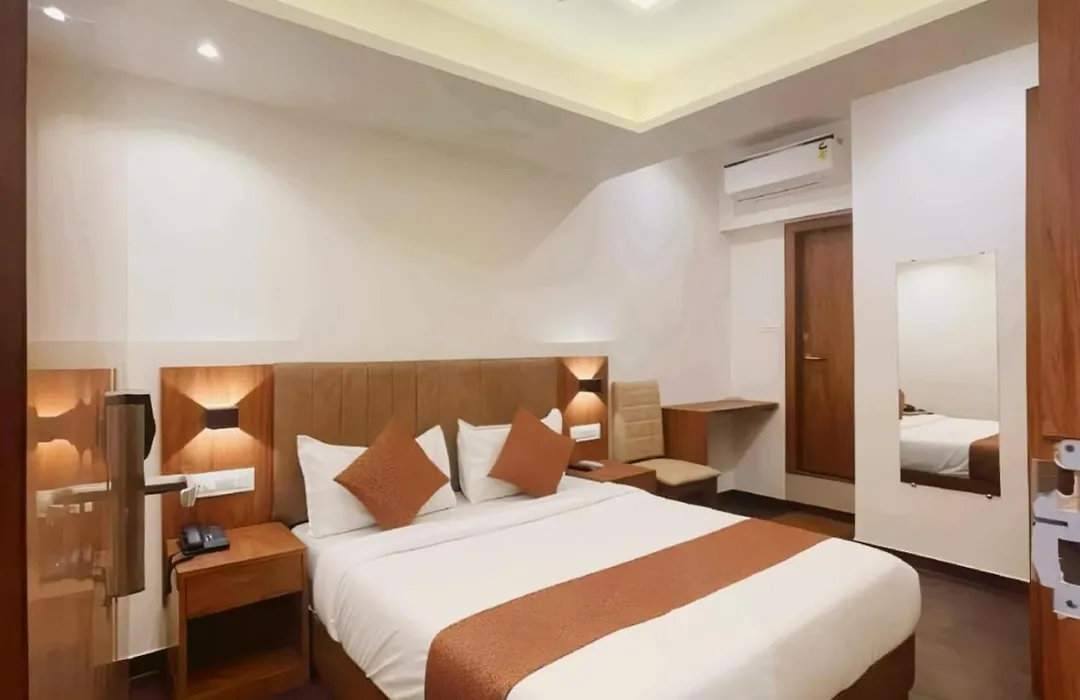 Hotel Black Burn-1